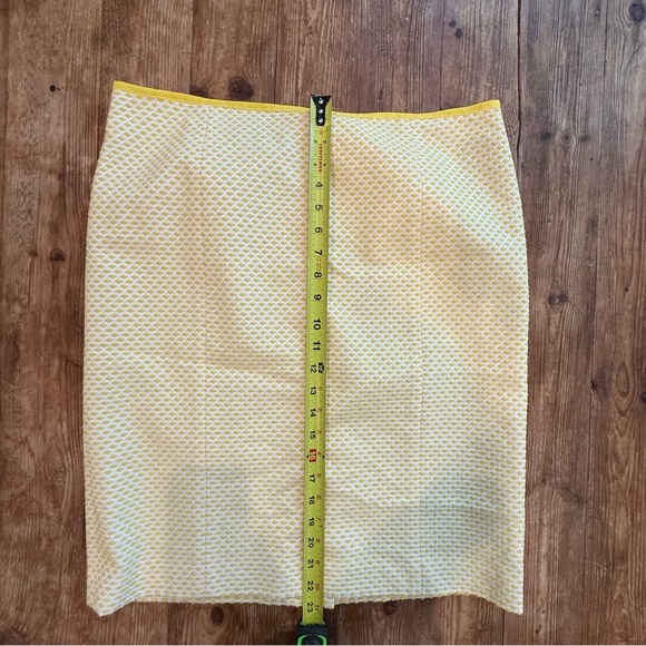 Talbots‎ 2-Piece Set Cotton Stretch Yellow Dot Jacquard Blazer & Skirt Sz 12 EUC - Picture 11 of 15